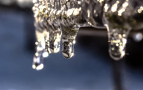 frozen water droplets macro photo