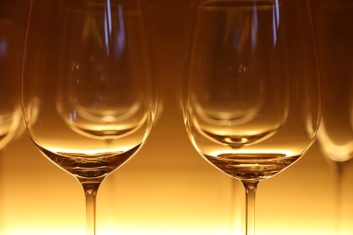 clear wine glasses