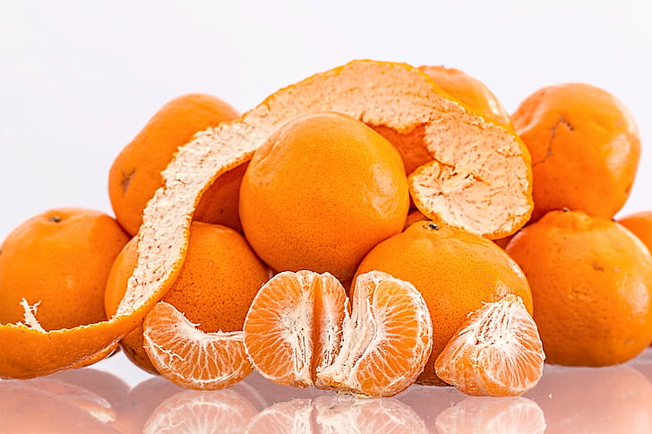 photo of orange fruit