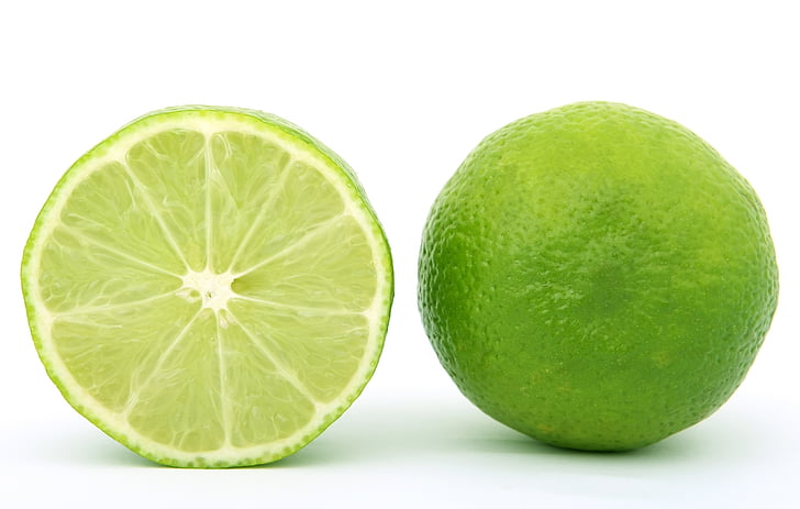 sliced green lemon
