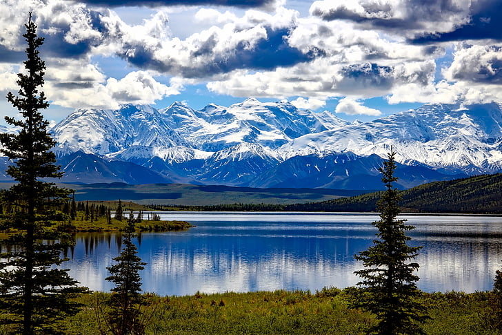 landscape photograph of lake and mountain ranges