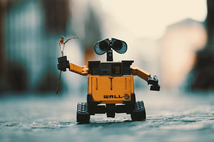 close-up photography of WALL E robot