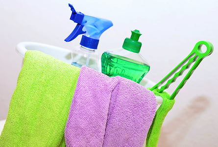 household cleaning tool set