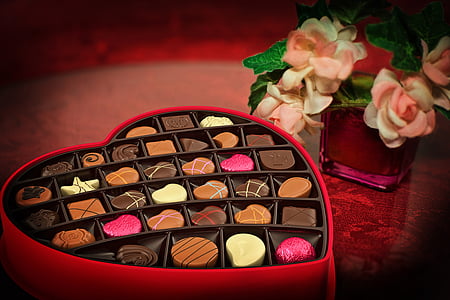chocolates inside heart shape box