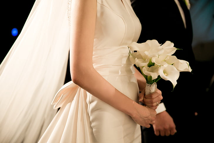 women's white wedding dress