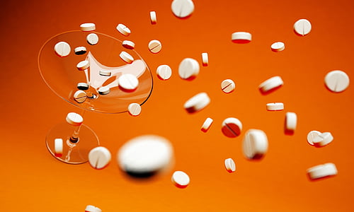 white round medicine tablets