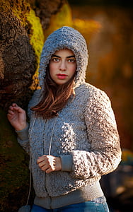 photography woman wearing gray fur hooded jacket